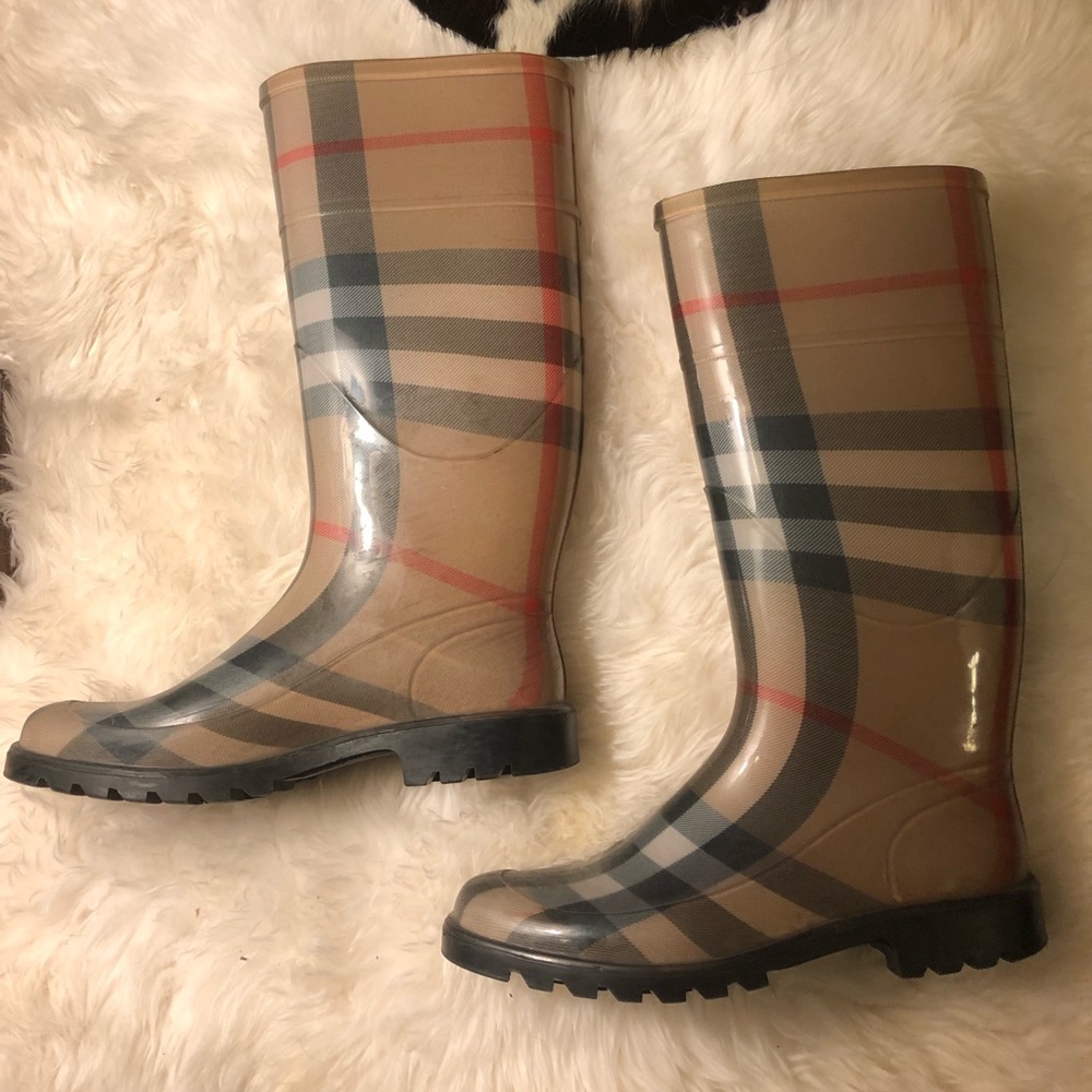 Vintage Burberry Rainboots